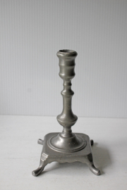 9×9cm、高さ16cm