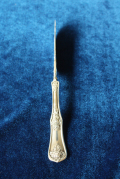 イギリス製/OXFORD SILVER PLATE /ヴィンテージバターナイフ/小花細工/SOLD OUT