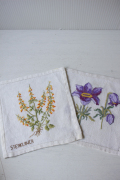 北欧ヴィンテージ/ハンドメイド/手刺繍/フラワーモチーフ/2枚セット/No.2