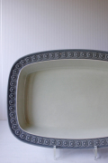 34×24.5cm、高さ4.5cm