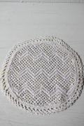 北欧の手仕事/手刺繍のドイリー/Φ16cm/SOLD OUT