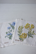 北欧ヴィンテージ/ハンドメイド/手刺繍/フラワーモチーフ/2枚セット/No.10