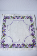 北欧ヴィンテージ/刺繍クロス/フラワーモチーフ/ビオラ/SOLD OUT