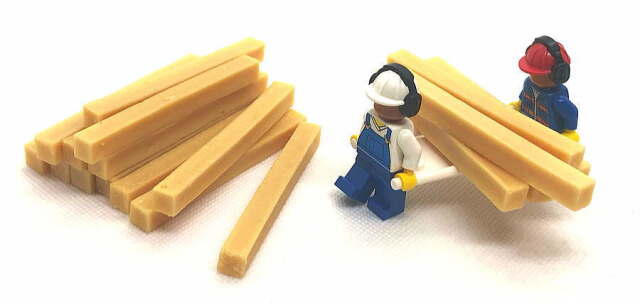 無添加 国産 チーズスティック・ラフリーハーフを運ぶフィグ