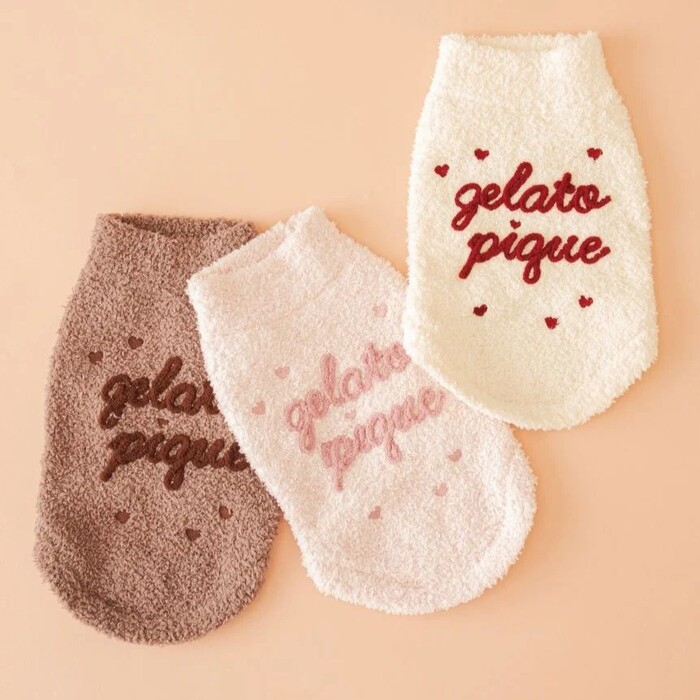 gelato pique　【Valentine】ハイネックロゴプルオーバー