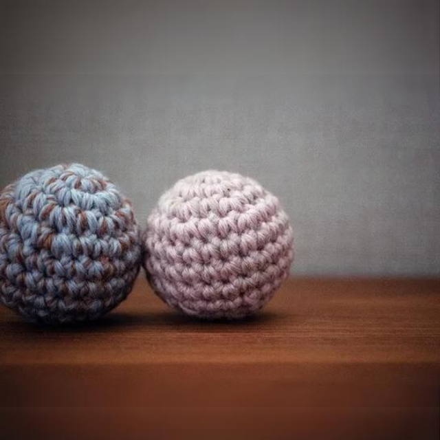 necono　ボールのおもちゃ メロディー 鈴入りニットボール