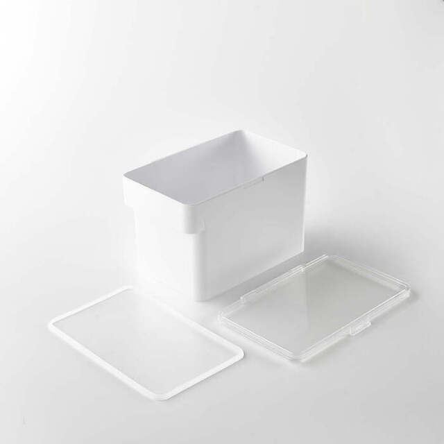 【nooks】密閉ペットフードストッカー 3.5kg 計量カップ付