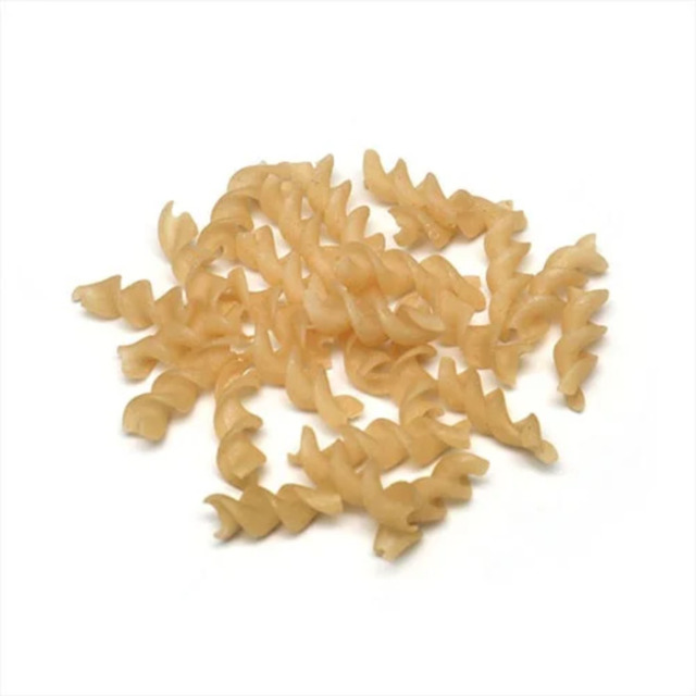 歯にパスタ