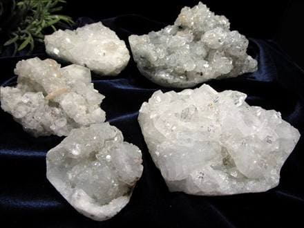 クラスターセット アポフィライト スティルバイト ヒューランダイト クラスター 詰め合わせ