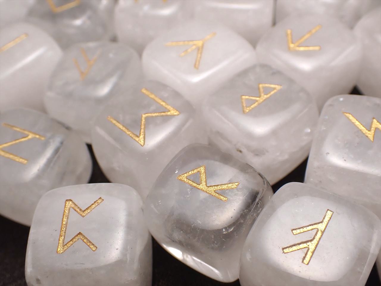 ルーンタンブル詰め合わせ