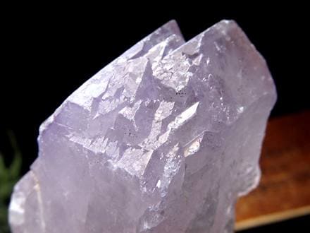 アメジスト 紫水晶 イリデッセンス 天然石 トライゴーニック