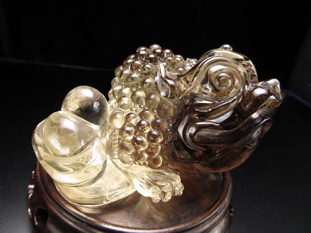 ◆限定入荷！◆極上超透明スモーキーシトリン【煙黄水晶】！◆元宝（元寶）×瑞獣◆極上1点物◆スモーキーシトリン銭蛙【三本脚のカエル】置物◆高さ約8.5cm×横幅約9cm×奥行約9cm◆約337.5g（台座込み）◆華やかな専用木製台座付き◆【ブラジル産】
