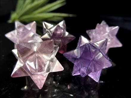 ラベンダーアメジスト 紫水晶 アステロイド 小星型12面体 アメジスト