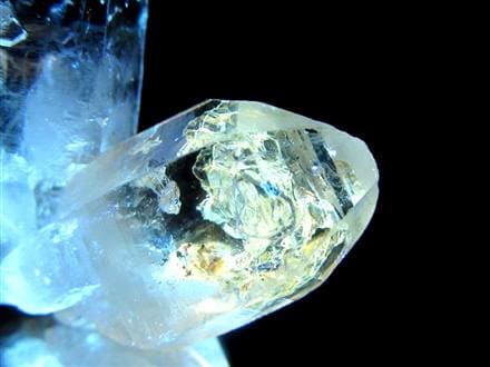 オイルクォーツ 石油入り水晶 結晶 原石