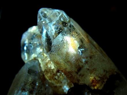 オイルクォーツ 石油入り水晶 結晶 原石