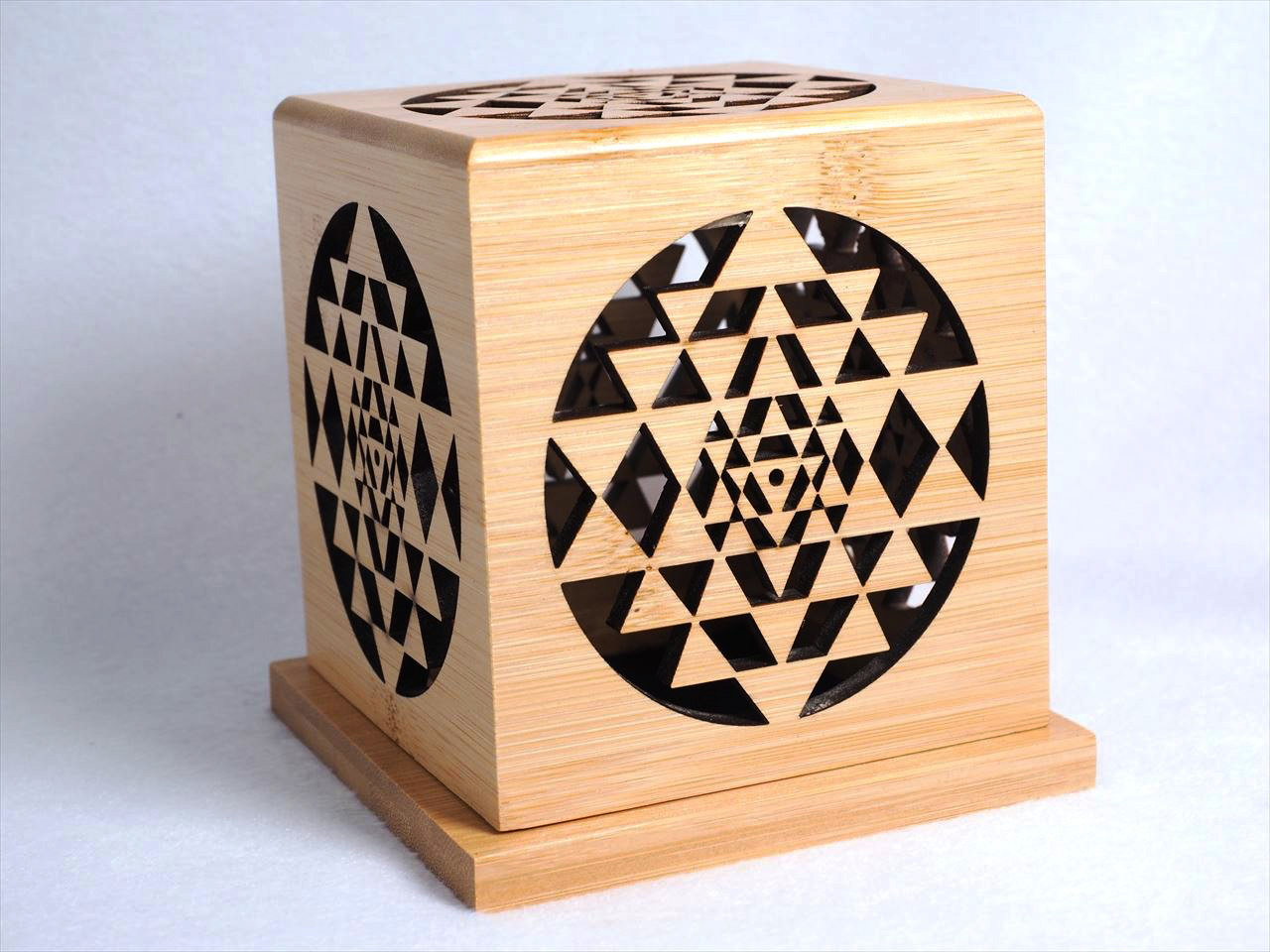 聖地！高級チベット香❗️お金お金お金の神❗️豪華特典あり！ ◇高級◇チベット族秘伝 財神増益香◇たっぷり1箱120本入り