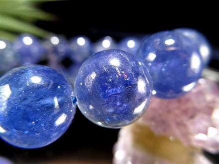 ☆極上の輝き！透明キラキラ結晶☆濃厚青紫色☆人生を良い方向へと導く