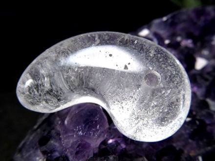 ガネーシュヒマール ヒマラヤ 水晶 勾玉 ビーズ