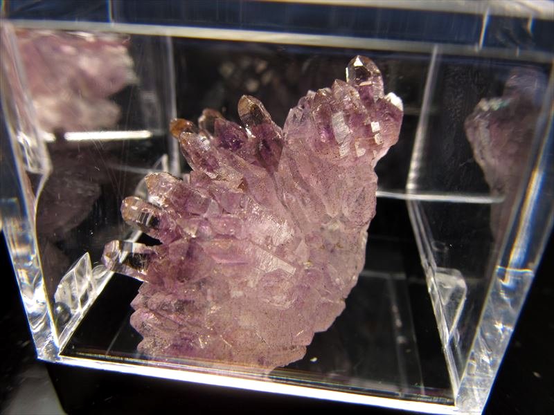 ◆自然の生んだ芸術品！パープルグラデーション結晶◆1個800円◆天使のギフト◆コレクションや標本に◆極上アメジストエレスチャルミニチュアクラスター◆ケース付き【ヒマラヤ産】