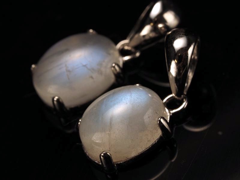 ブルームーンストーン