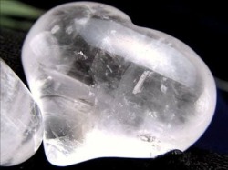 天然水晶 クリスタル ハート タンブル お守り