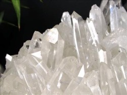 クォーツ 原石 水晶 クリスタル コロンビア産 クラスター