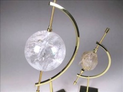 キャリパースタンド 台座 スタンド 原石 丸玉 ディスプレイ