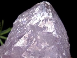 アメジスト 紫水晶 イリデッセンス 天然石 トライゴーニック