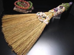 魔女 魔法のほうき 箒 天然石 インテリア