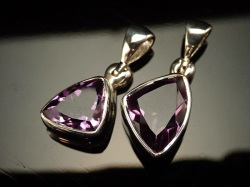 ◆限定入荷！◆極上5A◆2月の誕生石◆宝石質アメジスト【多面カット】ペンダントトップ◆Silver925◆石サイズ縦約11mm◆【ブラジル産】