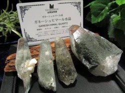 ガネーシュヒマール ポイント 原石 水晶 ヒマラヤ水晶