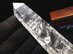 オベリスク インテリア ポイント クリスタル 水晶 浄化 誕生石