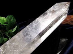 オベリスク インテリア ポイント クリスタル 水晶 浄化 誕生石