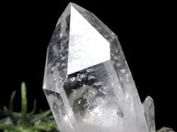 水晶 クラスター クォーツ 原石 トマスゴンサガ産