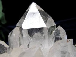 水晶 クラスター クォーツ 原石 トマスゴンサガ産