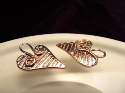 ◆高品質Silver925パーツ◆使い方様々！手作りアクセサリーのアクセントに！◆ハート型チャーム◆カン幅約2.5mm 縦約19mm◆ピンクゴールド仕様◆CMP097◆