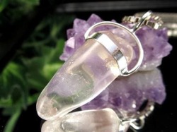 リチウムクォーツ 水晶 ペンダントトップ ポイント ネックレス