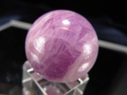 クンツァイト リチア輝石 丸玉 スフィア 置物