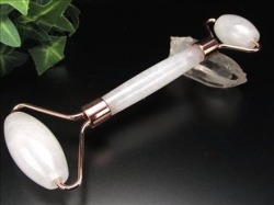 美顔ローラー フェイスローラー マッサージローラー ジェイドローラー