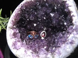 アメジストジオード アメジストドーム 紫水晶 晶洞 天然石