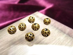 ◆ハイクォリティ・メタルパーツ◆スカシビーズ◆約６mm　【穴径2ミリ】◆10個入り・180円◆真鍮　ゴールド◆H12◆