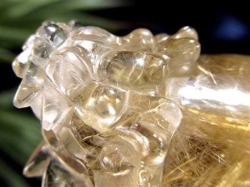 ゴールドルチルクォーツ 龍亀 ロングイ 金針 水晶 彫刻 置物 財運 瑞獣