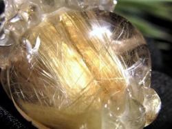 ゴールドルチルクォーツ 龍亀 ロングイ 金針 水晶 彫刻 置物 財運 瑞獣