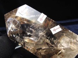 水入り水晶 エレスチャル 原石 置物 エンハイドクォーツ