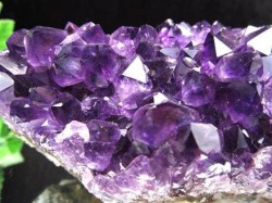 アメジスト 紫水晶 クラスター ウルグアイ産 原石