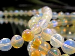 プレシャスオパール  不定形 ブレスレット エチオピア産 オパール