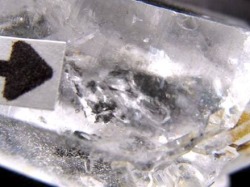 水入り水晶 原石 水晶 クォーツ 天然石