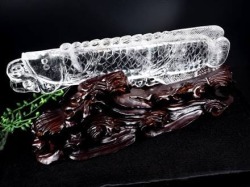 アロワナ 置物 水晶 龍魚 風水