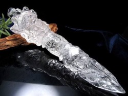 水晶 プルパ 金剛杭 彫刻 置物