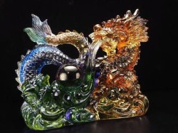 ドラゴン 龍 置物 クリスタルガラス 龍玉